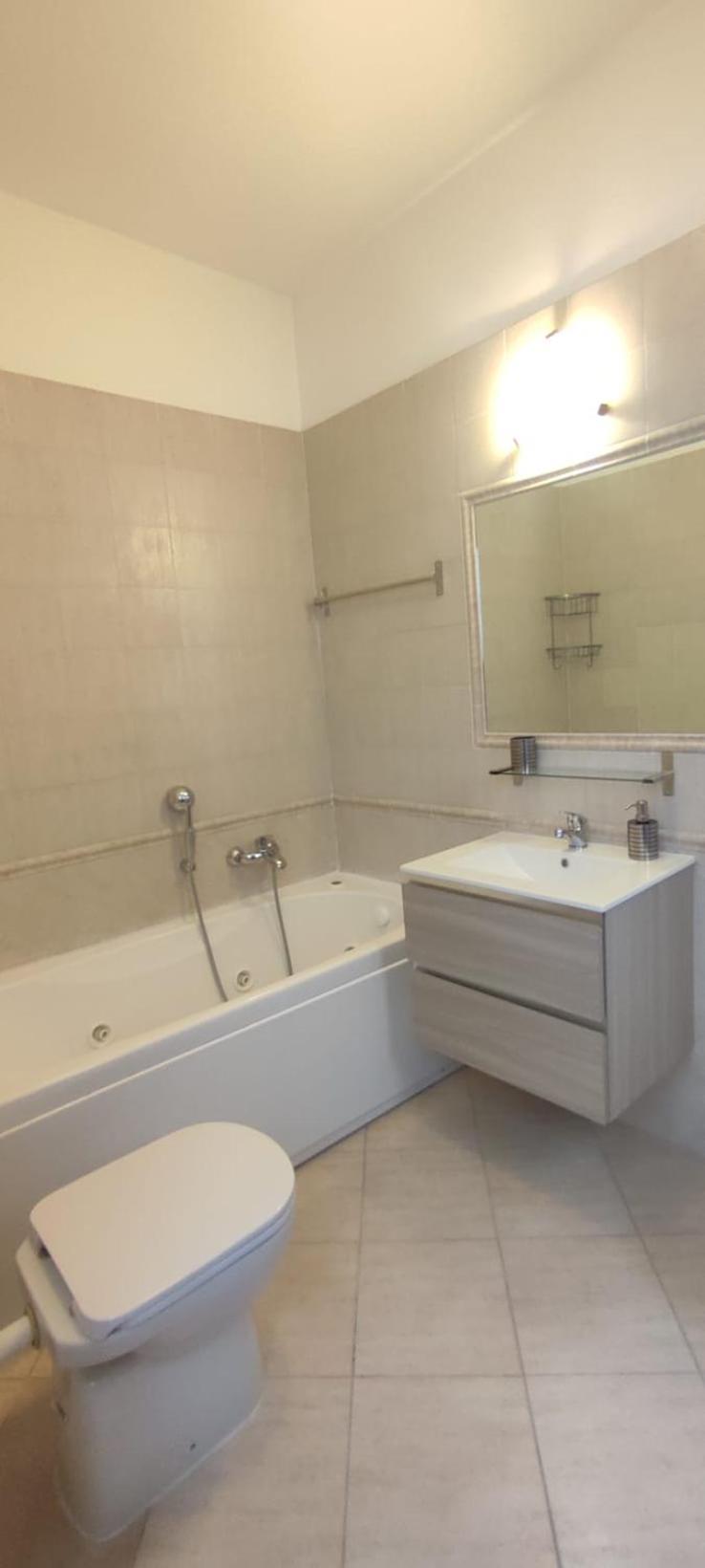 Love Home Apartament Near The Airport Фиумичино Екстериор снимка